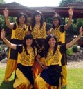 Giddha Dancers